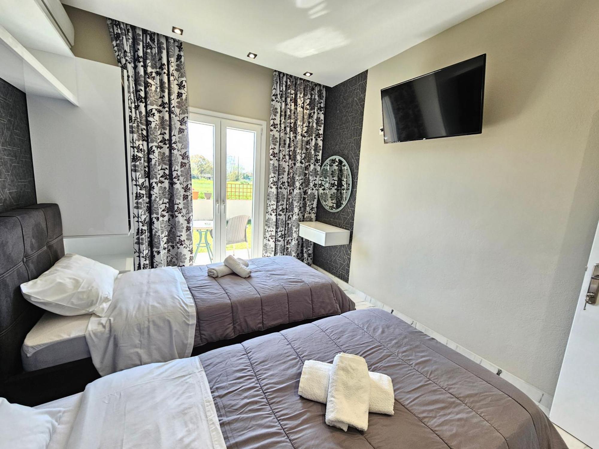 Evelina Luxury Suites In Corfu Ipsos Luaran gambar