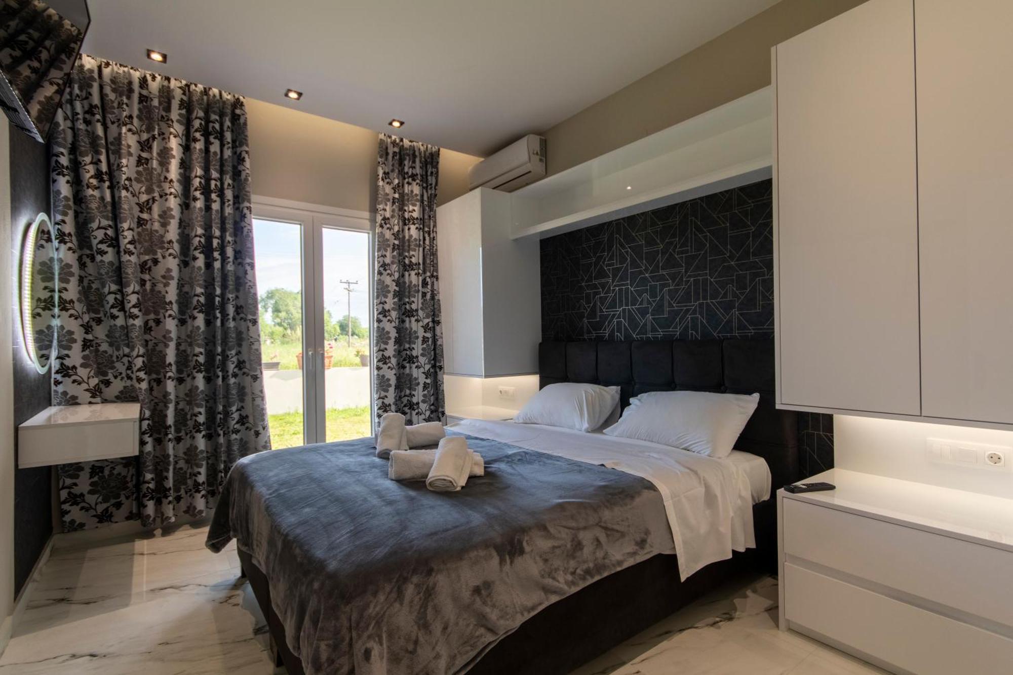 Evelina Luxury Suites In Corfu Ipsos Luaran gambar